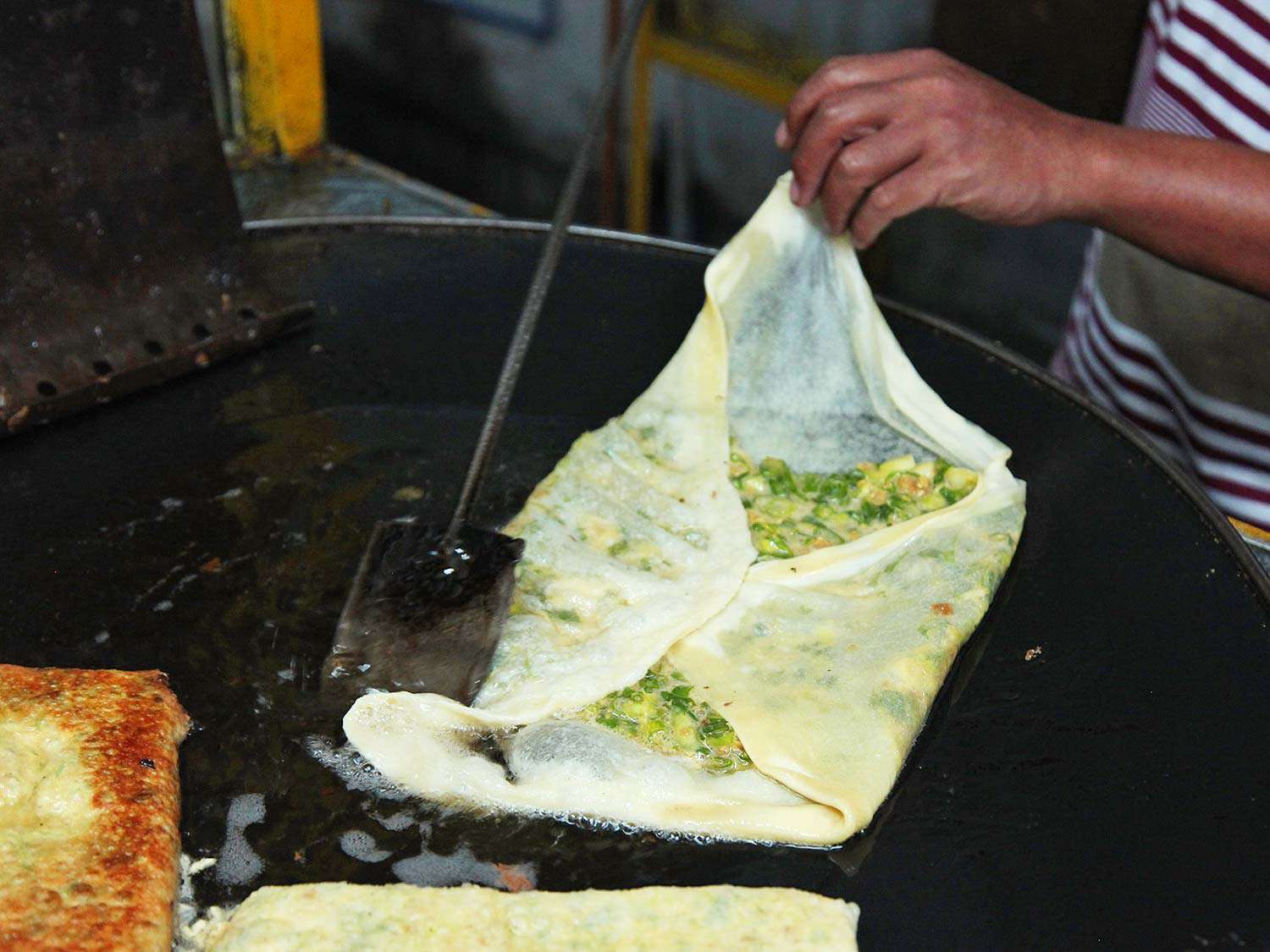 Putting together martabak