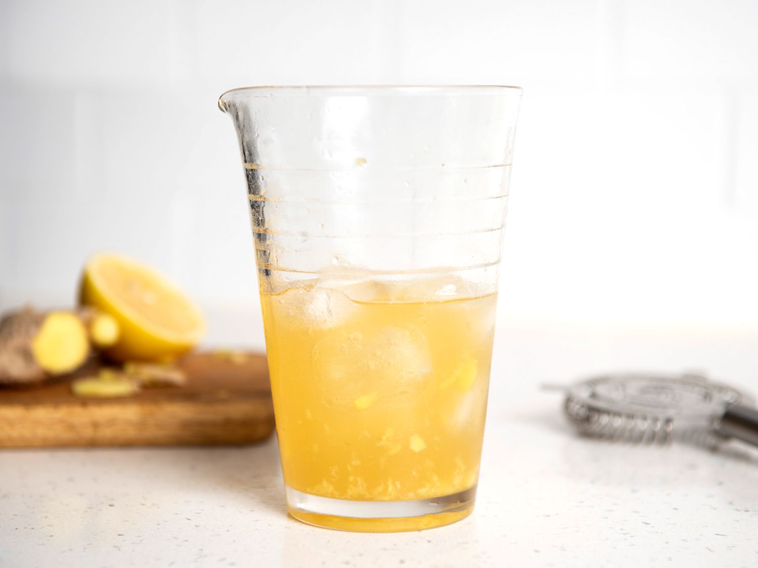 mixing a penicillin cocktail