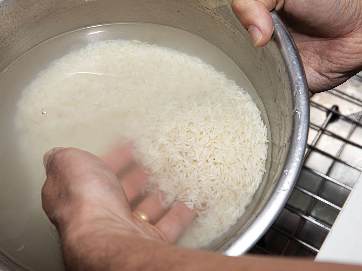 Rice in a bowl with clear water