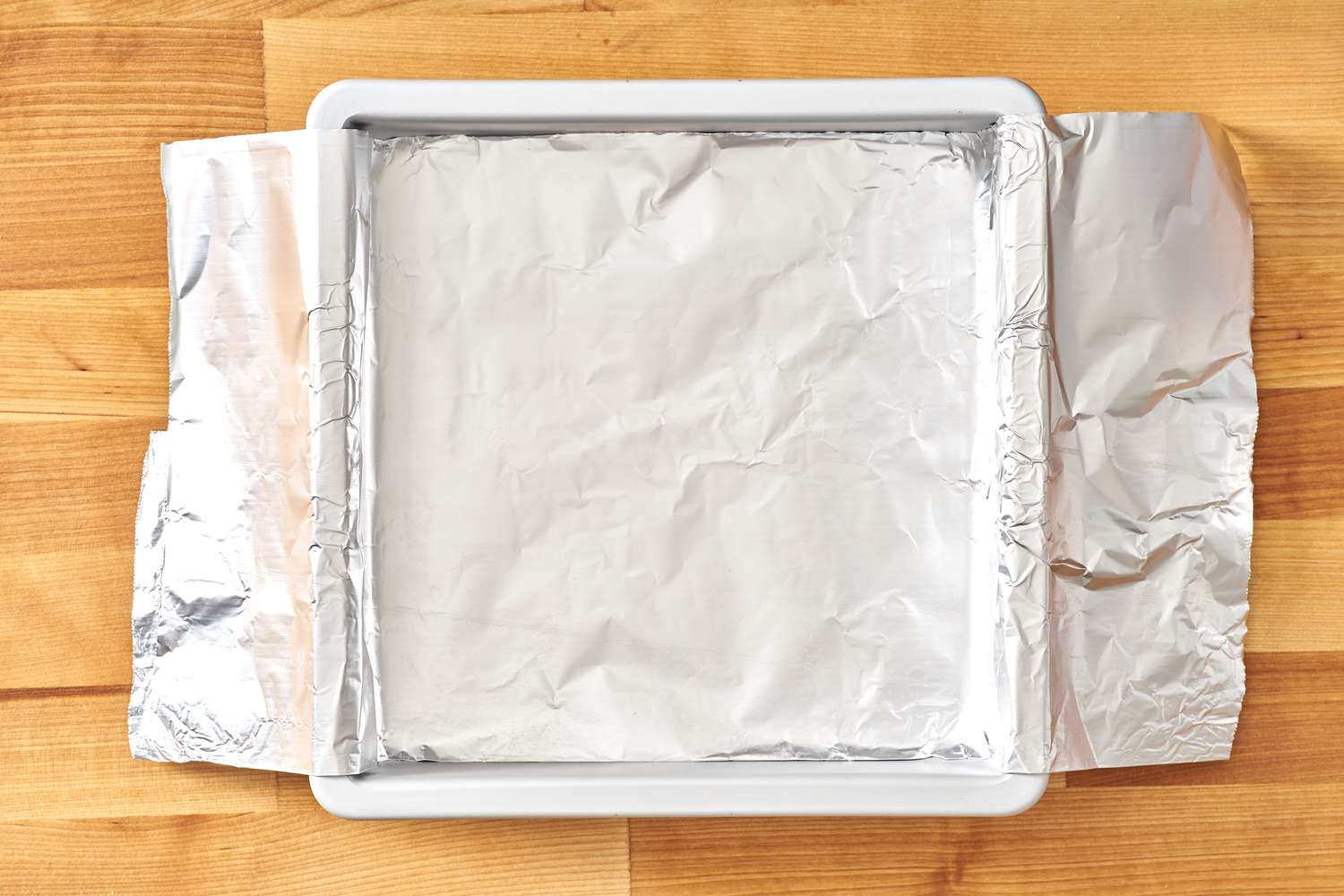 A square pan lined with foil.