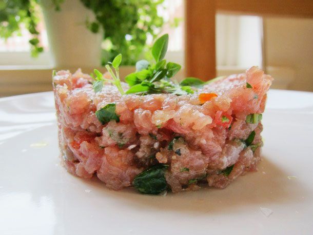 20120710-fiaf-tuna-tartare-primary.jpg