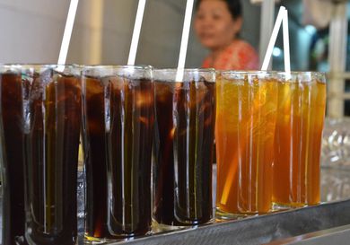 20140805-vietnam-drinks-tra-atiso-barbara-adam.jpg
