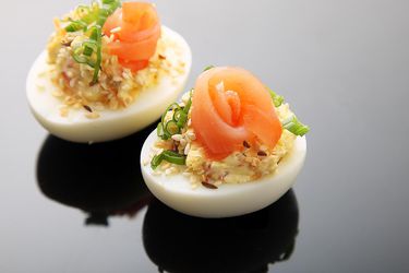 20140419-deviled-egg-variations-recipe-24.jpg