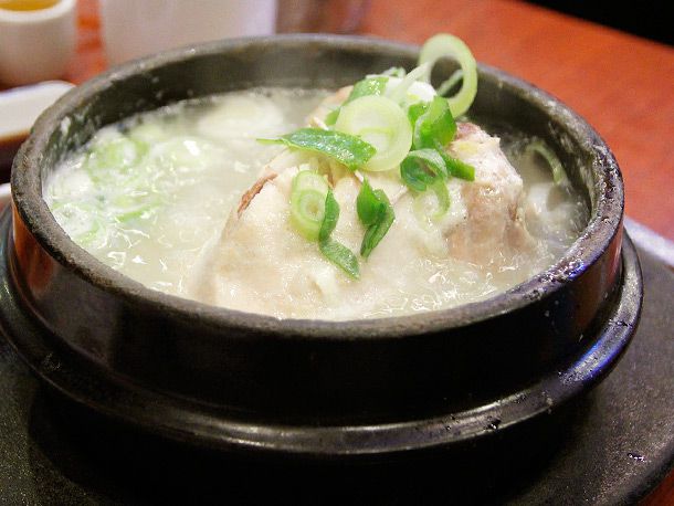 Claypot Samgyetang (Chicken and Ginseng Soup)