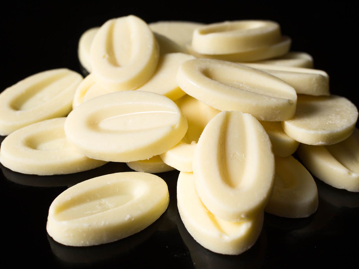 Valhrona white chocolate oplays 