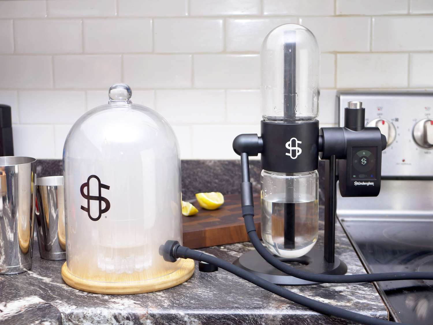 stundenglass cocktail smoker with smoke-filled cloche