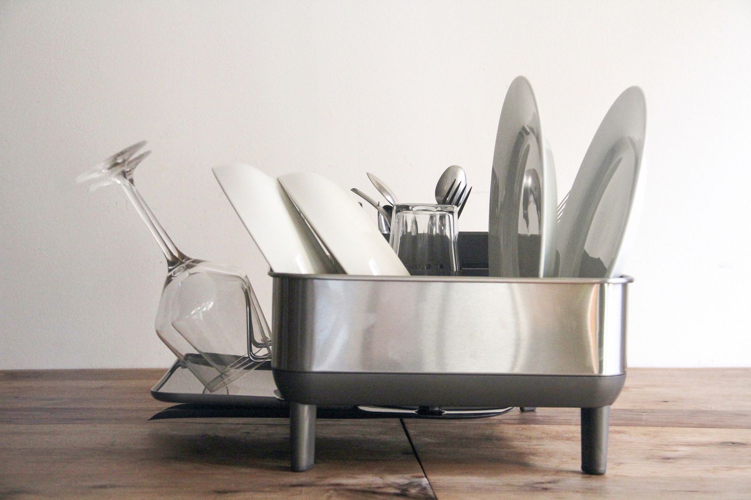 Dishes and glasses on the Simplehuman Standard Steel Frame Dish Rack