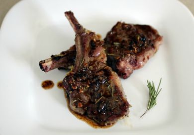 20121106-229068-bar-bites-garlic-rosemary-lamb-chops-with-honey-cider-glaze.jpg