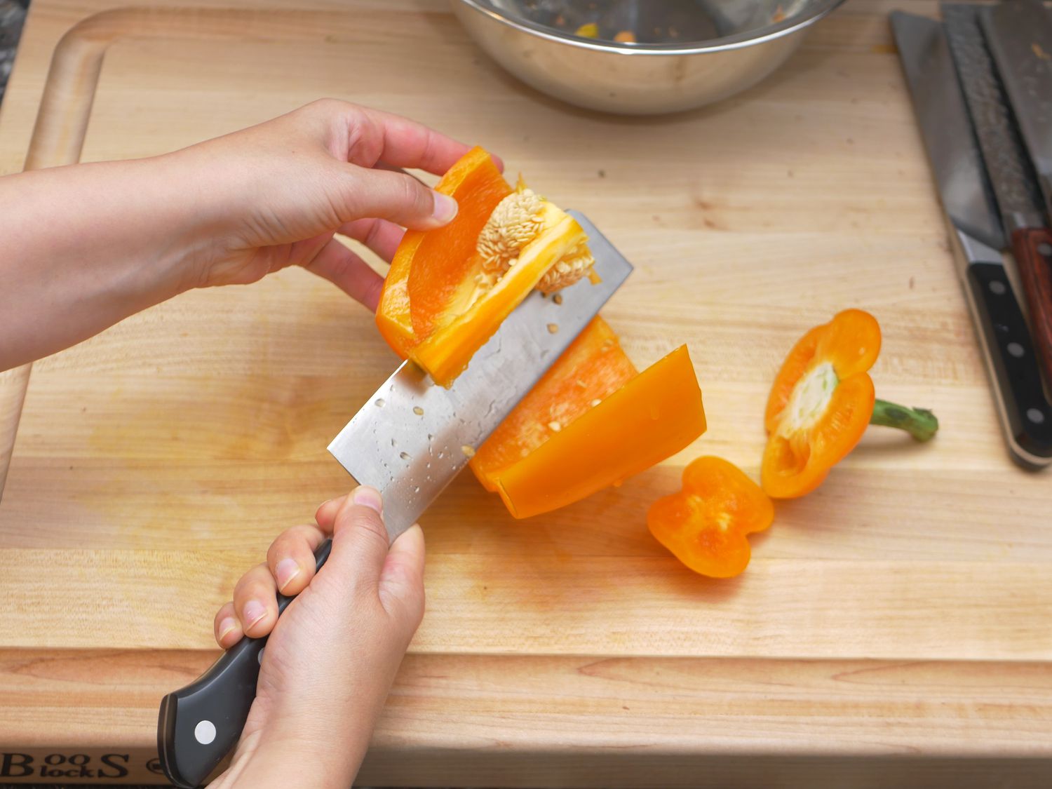 using a nakiri to core a bell pepper