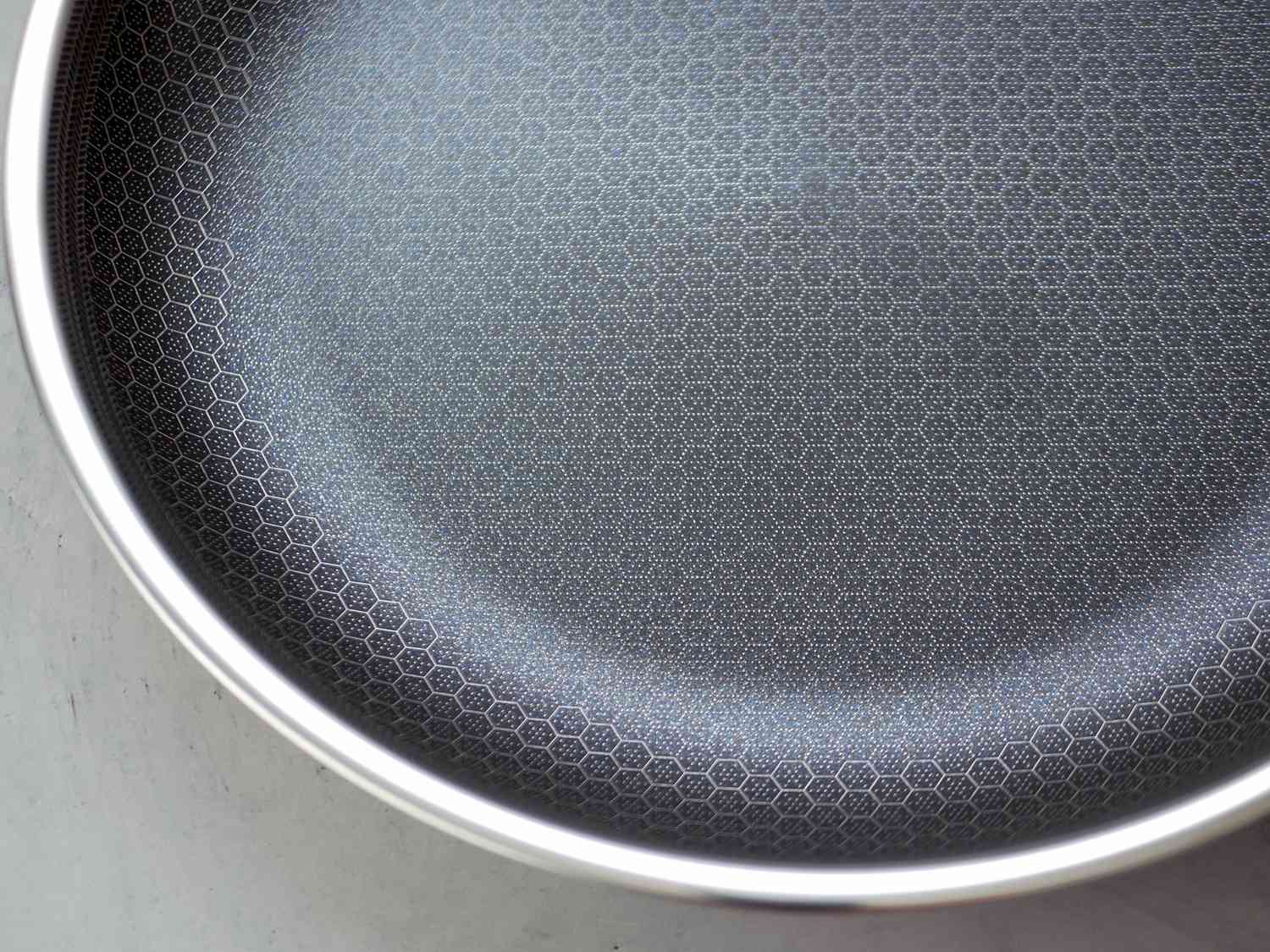closeup of the hexagon pattern on the interior of the skillet