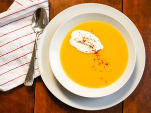 20150105-spiced-parsnip-soup-daniel-gritzer-2.jpg