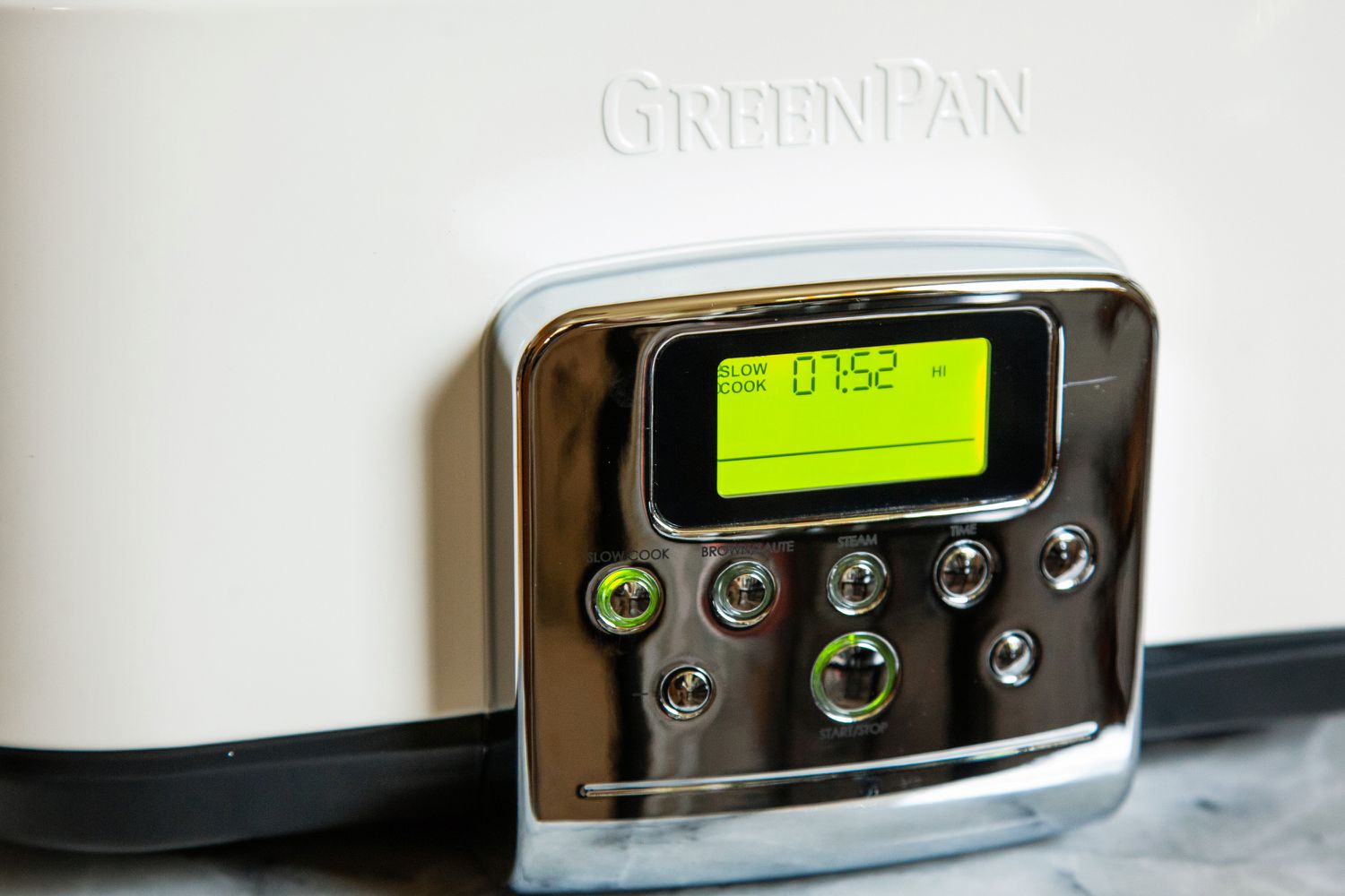 the display panel of the greenpan slow cooker