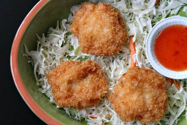 20120507-204690-thai-shrimp-cakes-post.jpg