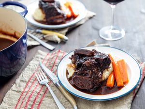 Red Wine-Braised Beef Short Ribs
