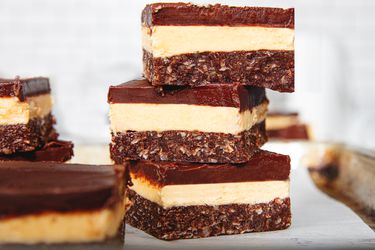 Side view of nanaimo Bars