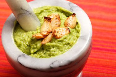 20120115-guacamole-variations-17.jpg