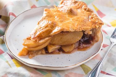 20170730-bravetart-apple-pie-vicky-wasik-21.jpg
