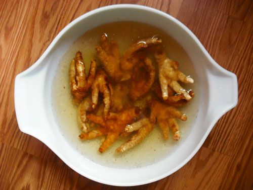 20090804-nastybits-chickenfeet-bowl.jpg