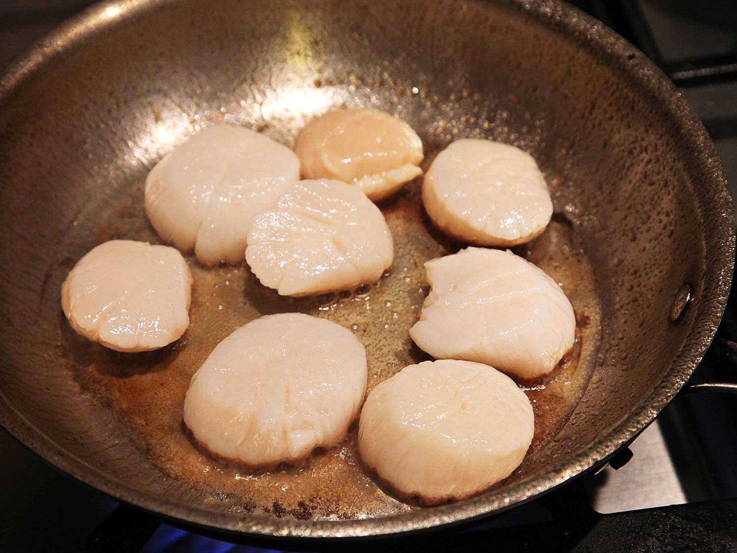 20150727-how-to-sear-scallop-recipe-06.jpg