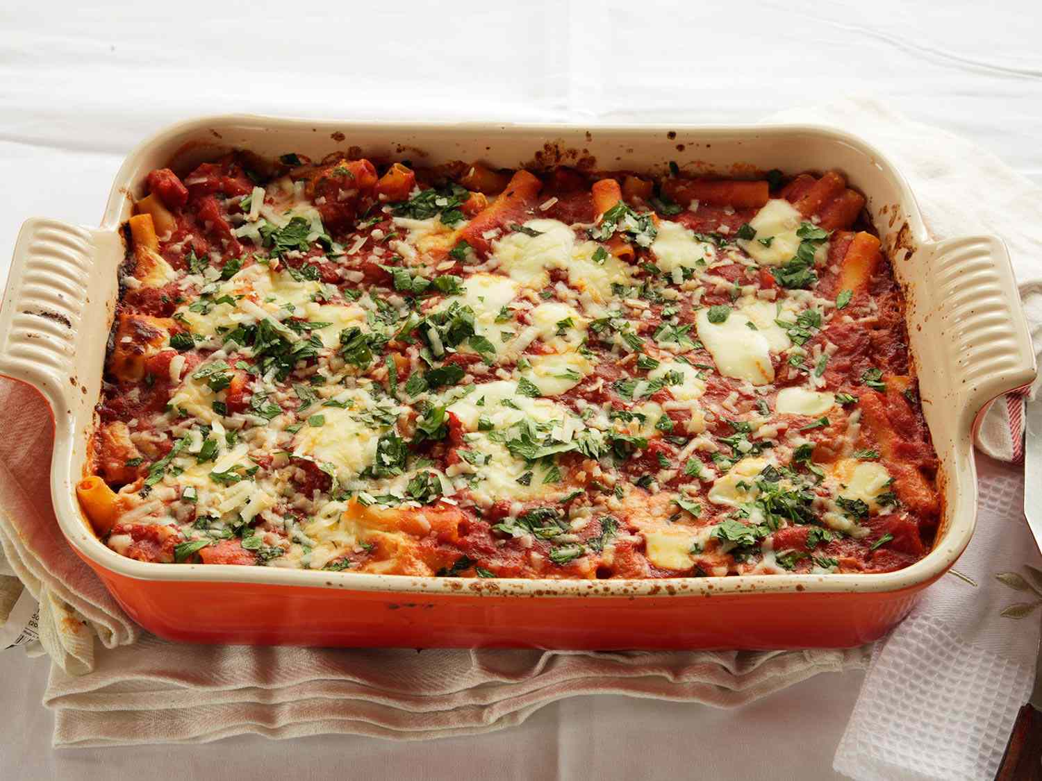 A casserol dish of easy baked ziti.