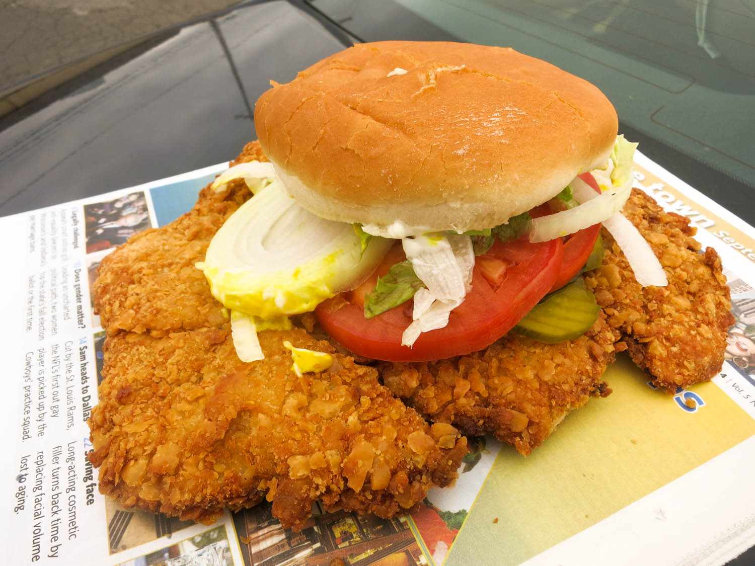 20150120-breaded-pork-tenderloin-sandwich-titus-ruscitti-10-rays-drive-in.jpg