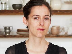 Amanda Hesser Headshot.jpg