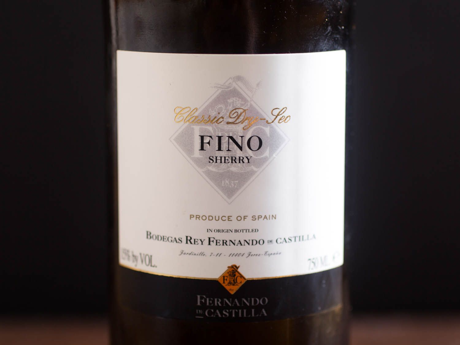 Closeup of the label on a bottle of dry fino sherry.