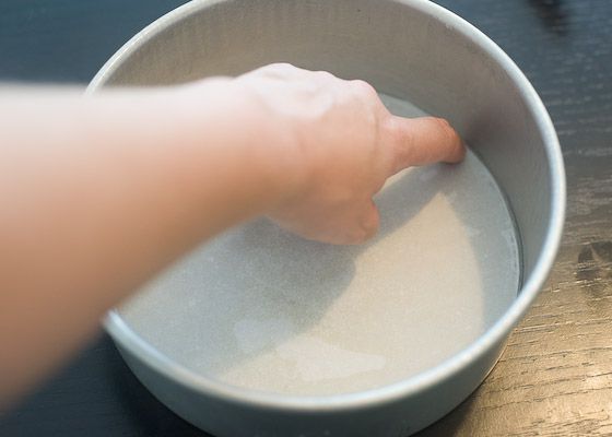 smooth parchment in cake pan