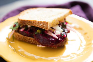 20160524-beet-sandwich-vicky-wasik-7.jpg