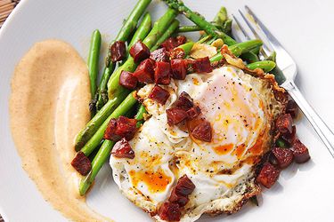 20130610-asparagus-eggs-chorizo-1.jpg