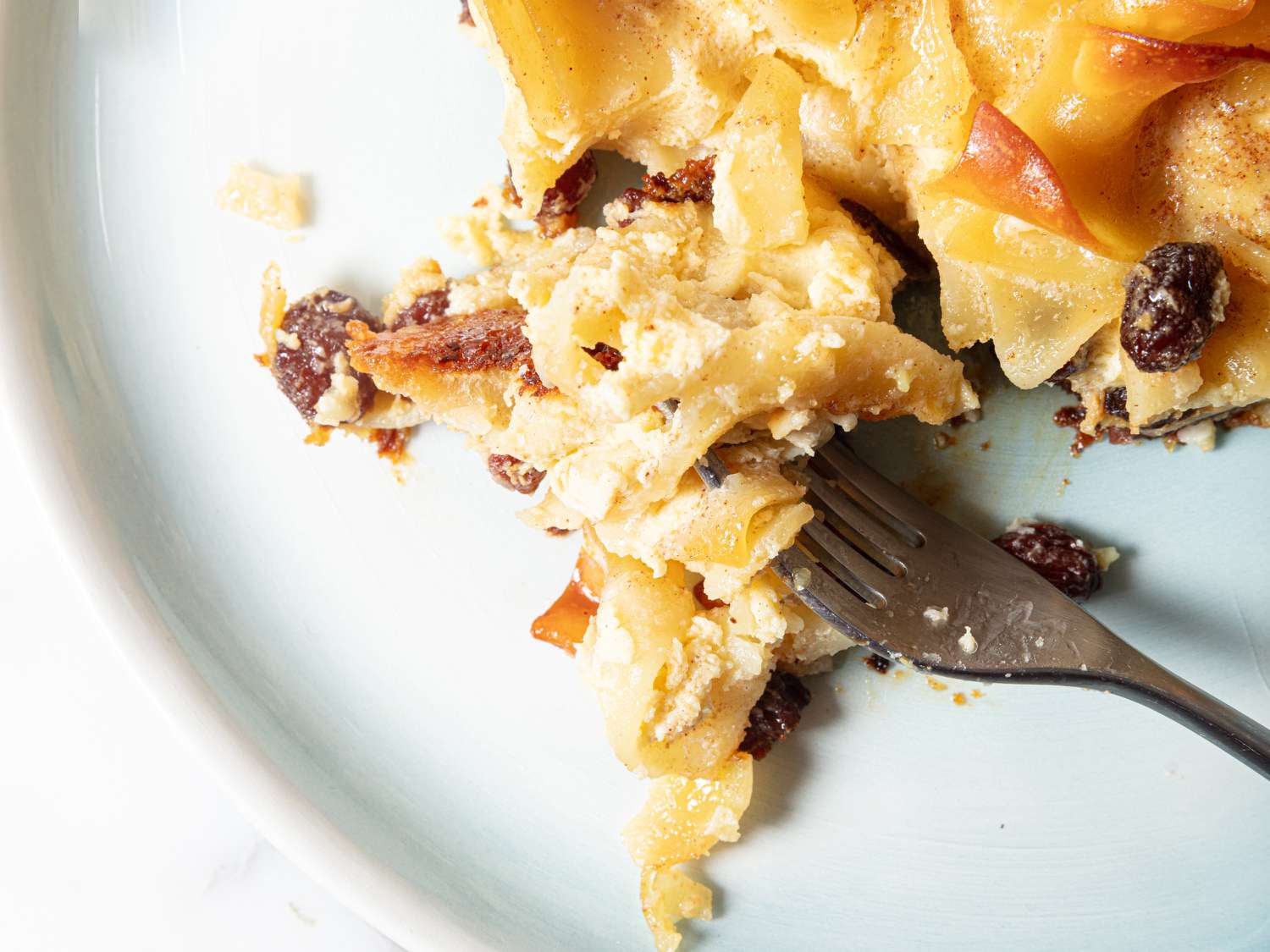 Overhead view of noodle kugel