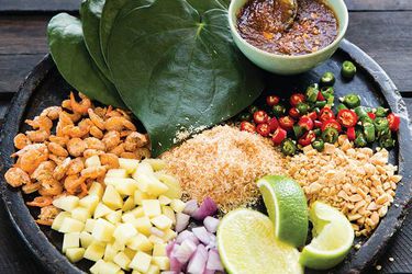 Leaf-Wrapped Salad Bites