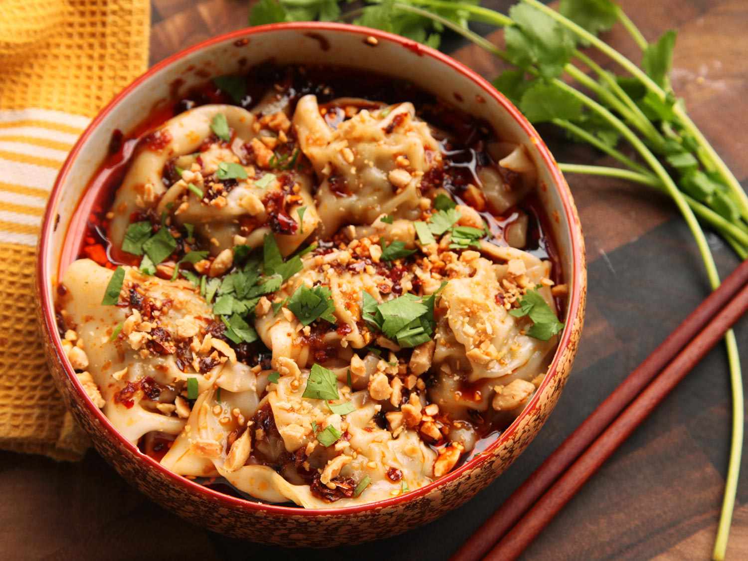 Bowl of Sichuan wontons with suanla