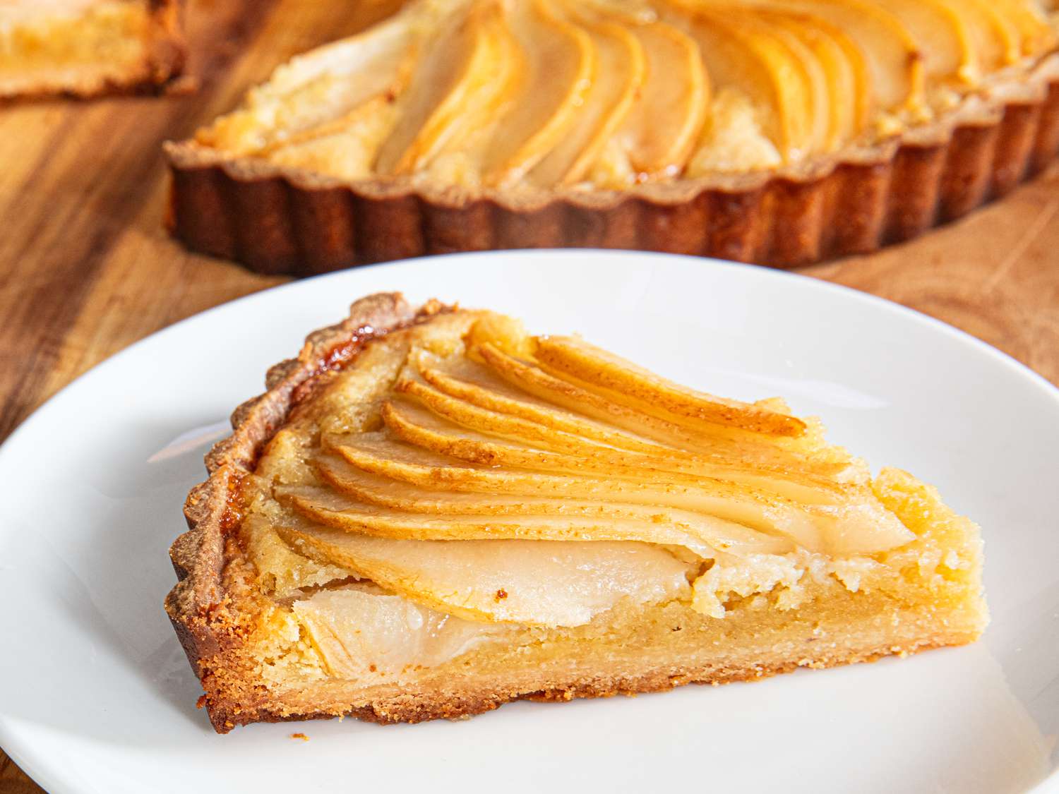 Side view of pear tart