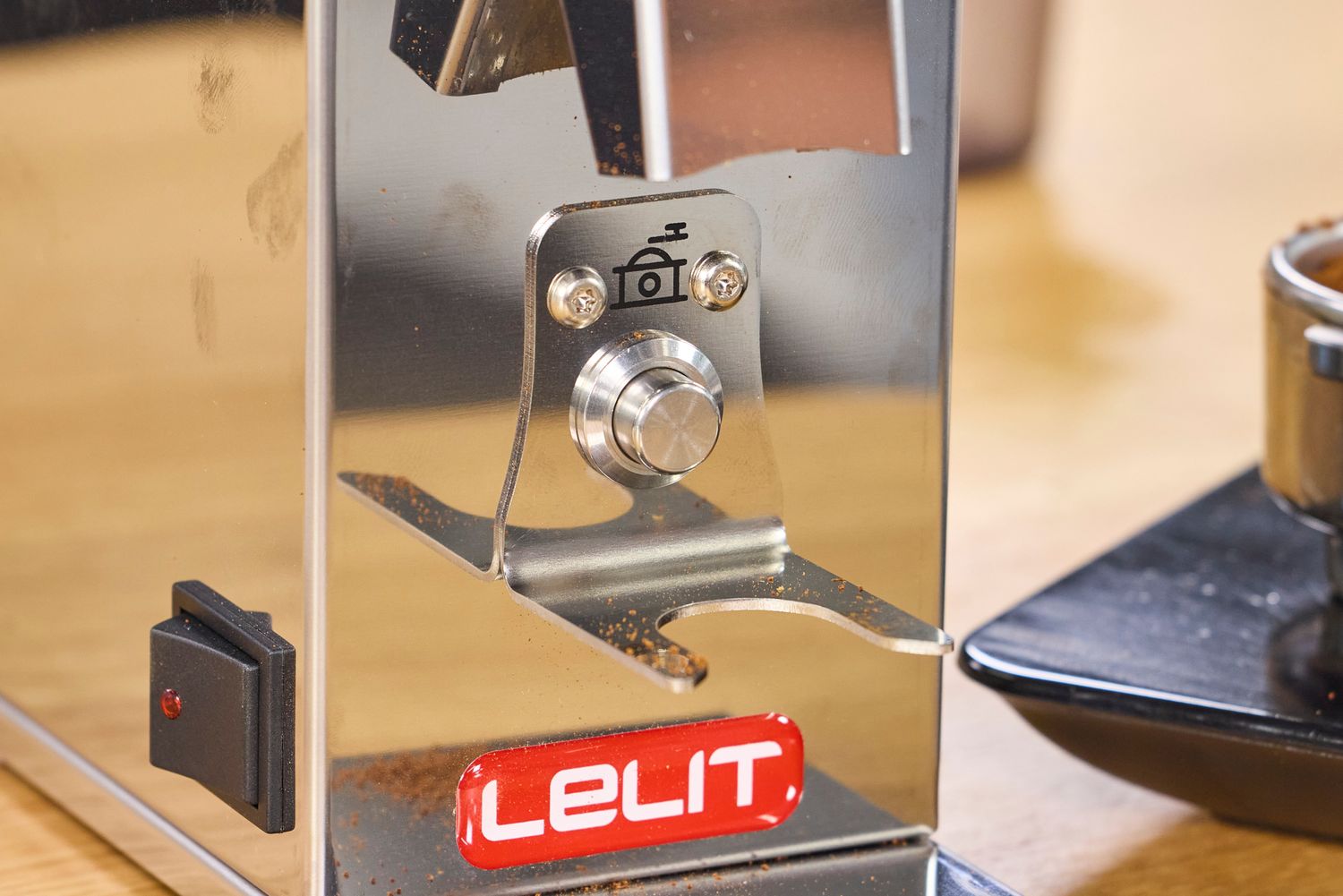 The brand name on the Lelit Fred Tempo Burr Grinder