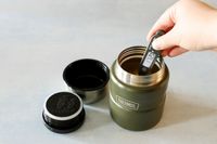 taking the temperature of hot food a thermos