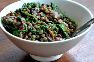20110209-136751-french-lentils-sausage-arugula.JPG