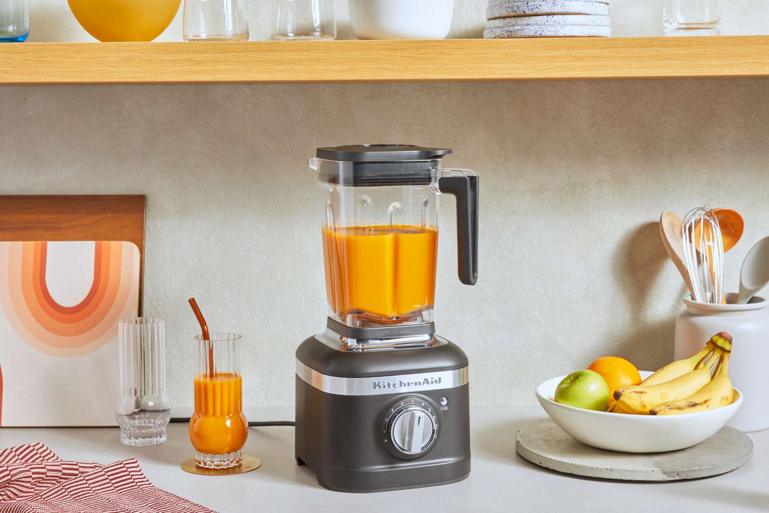 The KitchenAid K400 Variable Speed Blender with Tamper (KSB4028VB) after use