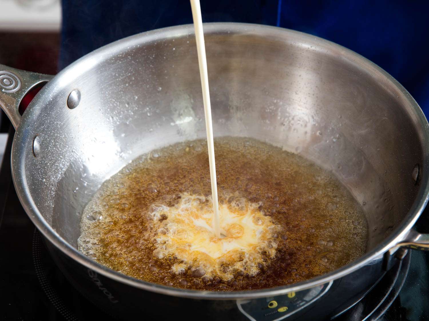 20160822-caramel-vicky-wasik-3