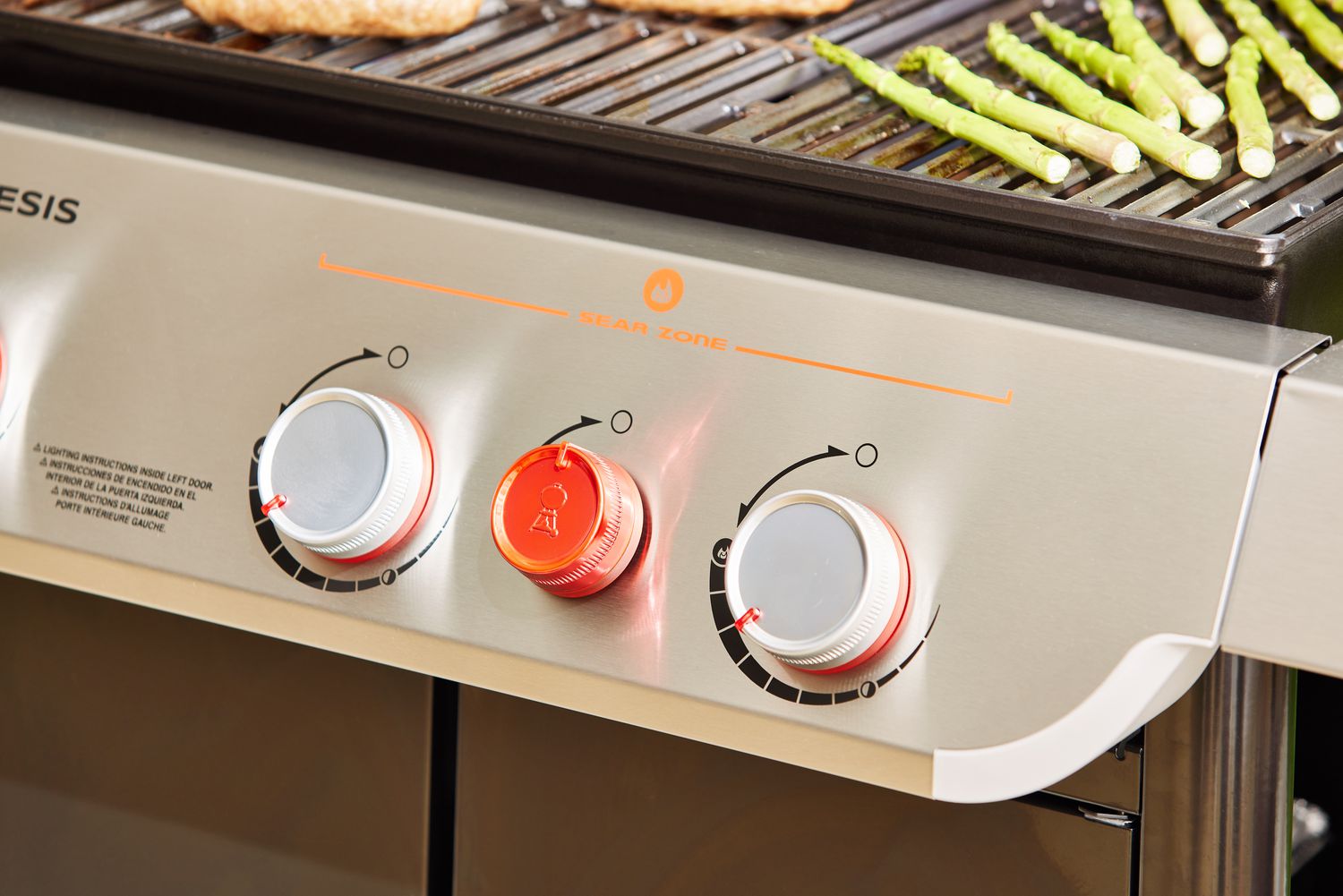 Closeup of knobs on the Weber Genesis EX-325S Propane Gas Smart Grill