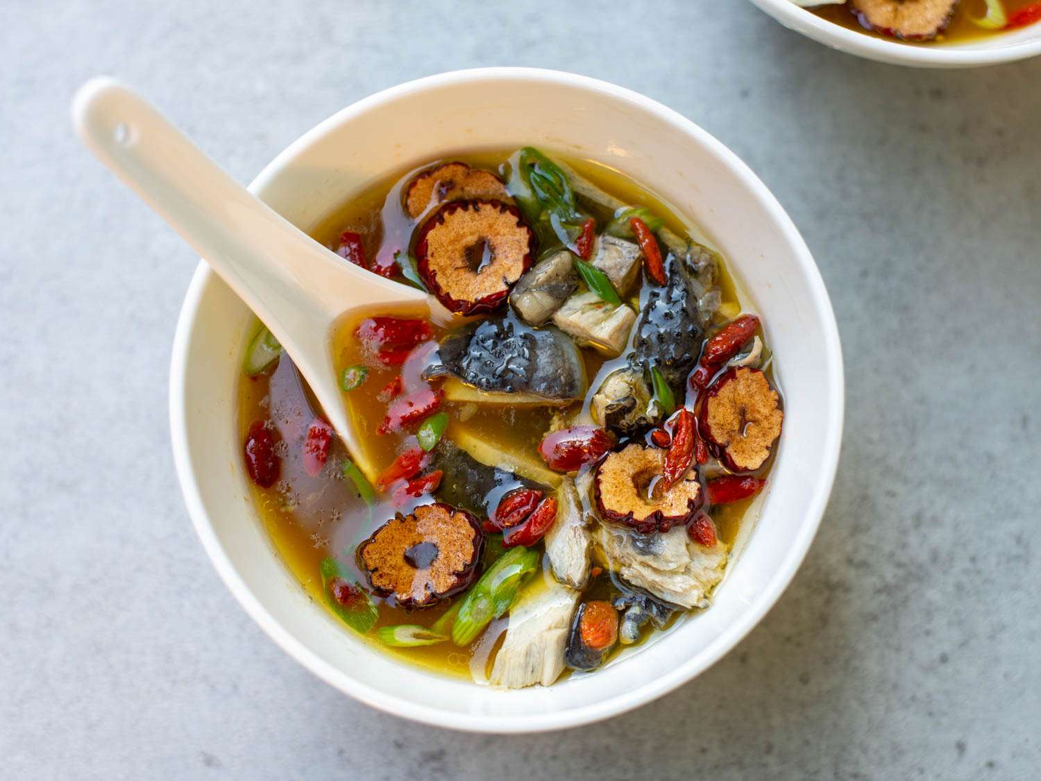 20200426-silky-chicken-herbal-soup-jenny-dorsey-8