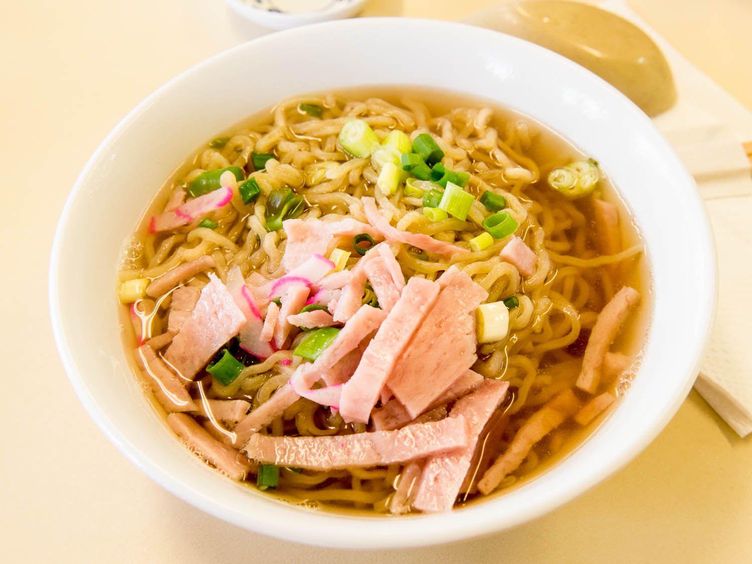 A bowl of saimin.