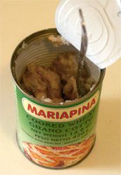 A can of cooked wheat from Italy