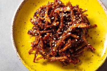 20200224-MYEOLCHI-BOKKEUM-Stir-fried-anchovy-banchan-vicky-wasik-8