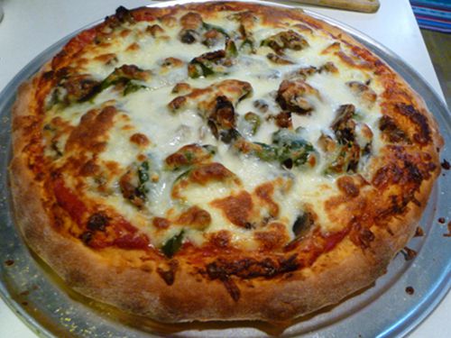 20110329-pizza-surfaces-baked-14-minutes.JPG