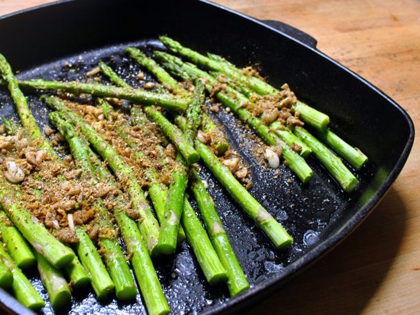 20110427-148912-roast-asparagus-long-pepper.JPG