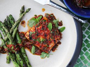 20160518-red-curry-marinated-halibut-vinaigrette-easy-summer-recipe-05.jpg