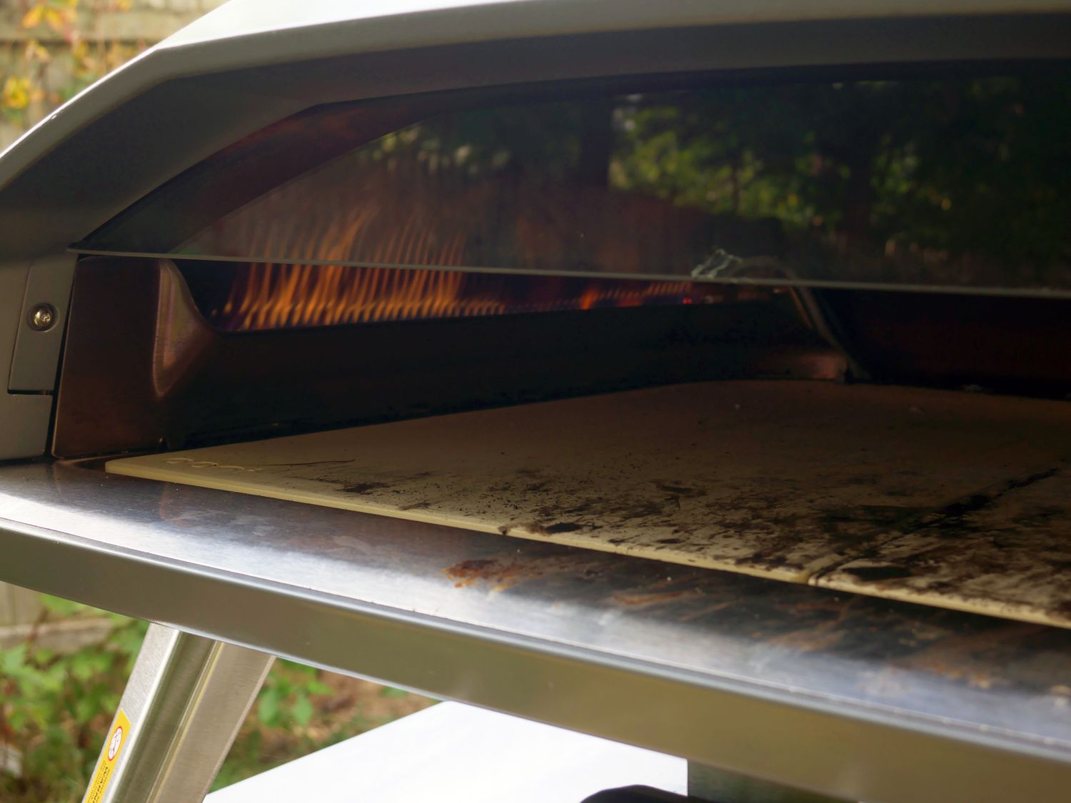 ooni koda 2 max with the burners on 