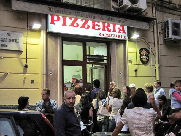 20121002-napoli-pizza-tour-25.jpg