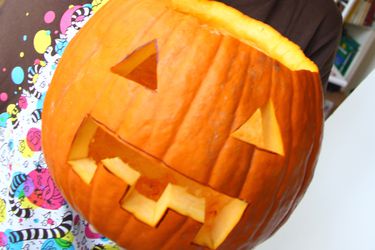 201010d21-knife-skills-pumpkin.jpg